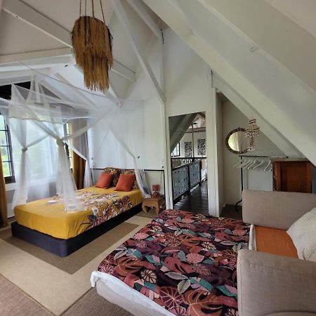 Fare Haurevaiti Moorea Paopao Buitenkant foto